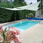 Rozsa Nyaralo *