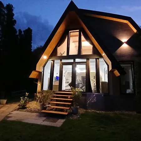 公寓 Rozsa Nyaralo